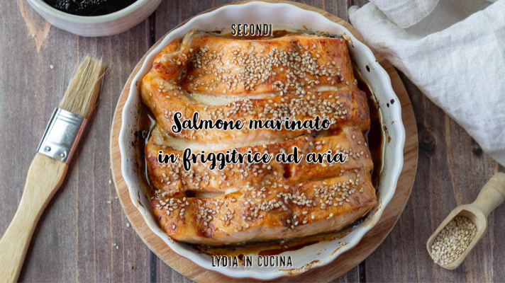 Salmão marinado na fritadeira a ar
