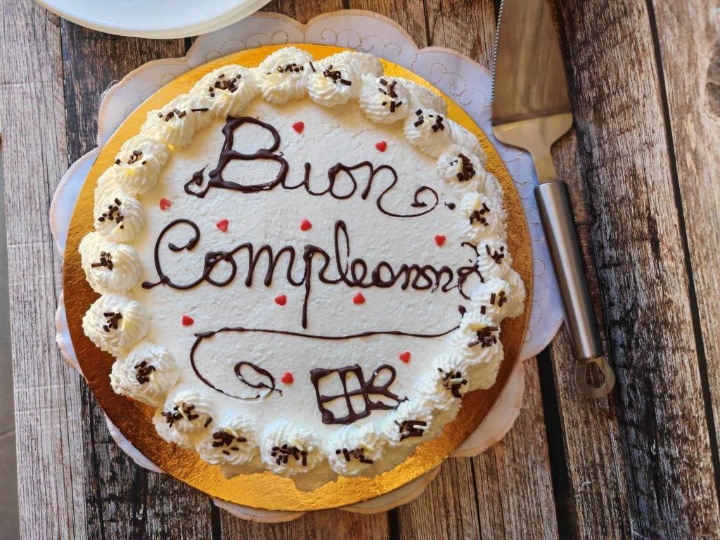 Bolo com creme de confeiteiro