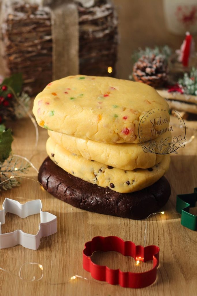 4 Receitas de Massa Amanteigada com uma Massa Básica Única para Biscoitos de Natal