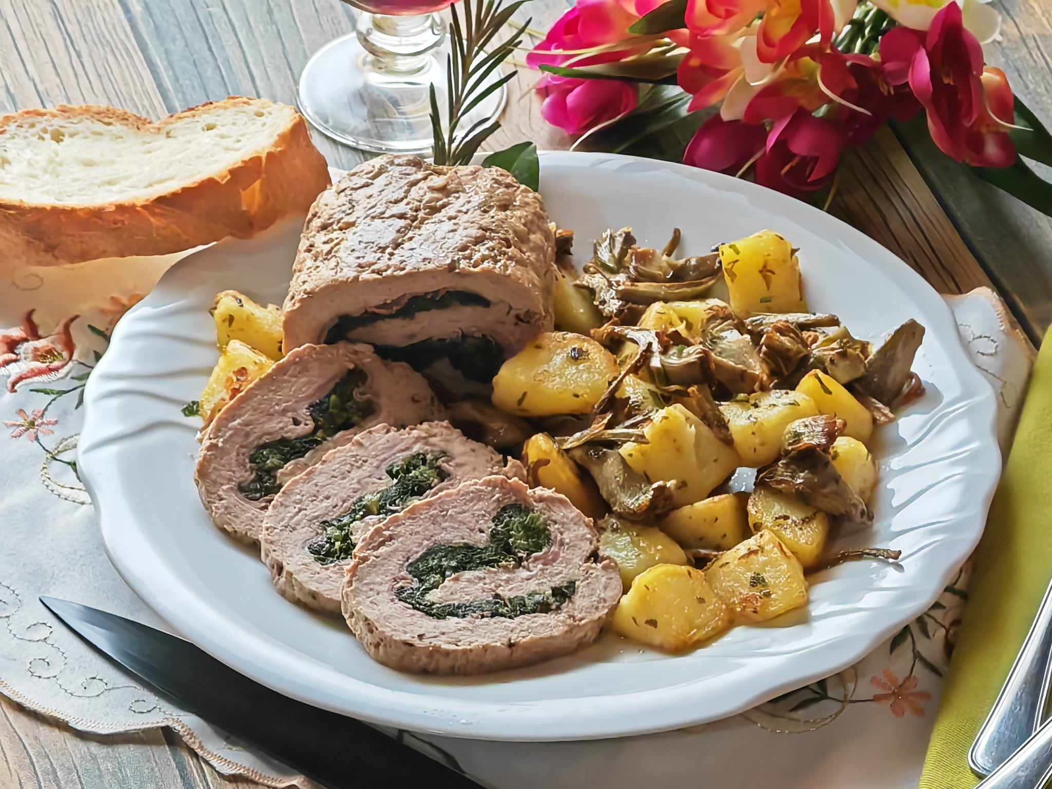 Rocambole de carne moída