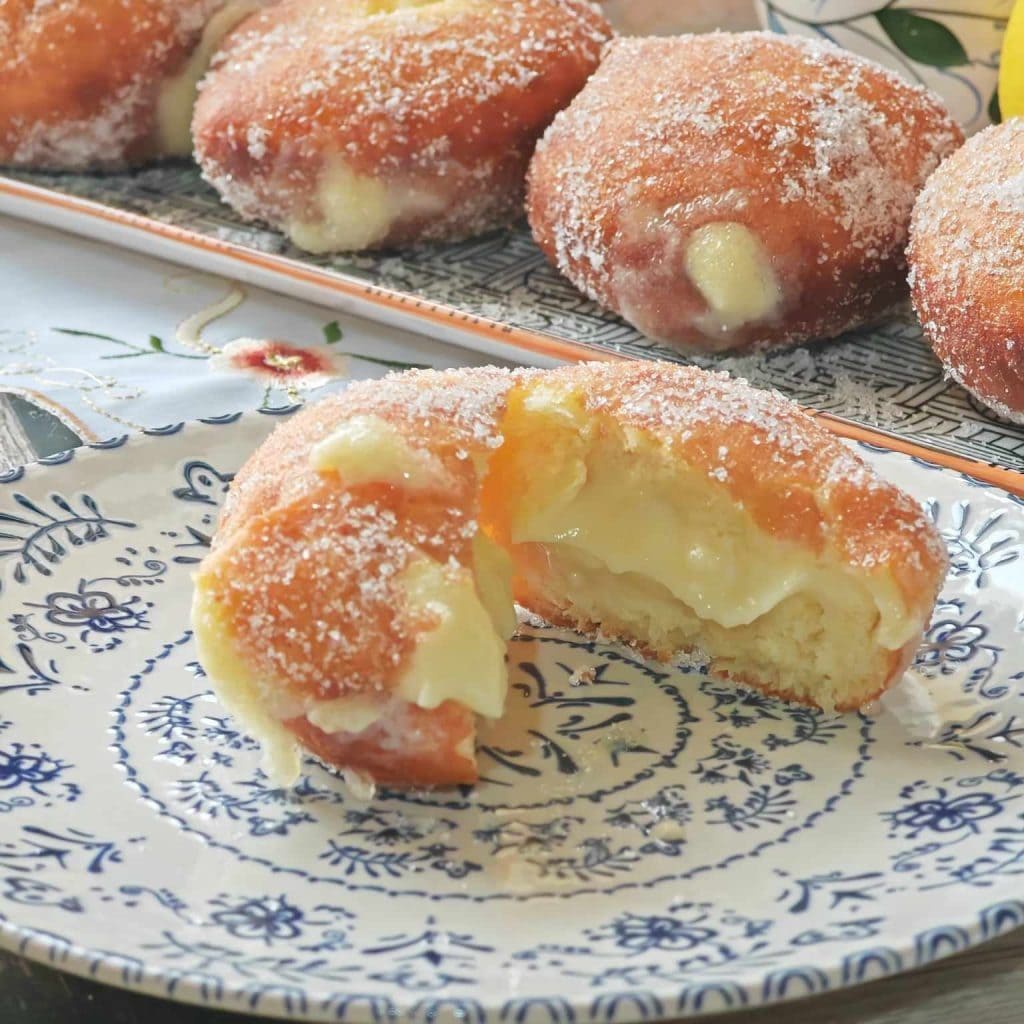 Bomboloni de creme