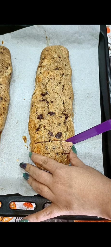 Cortamos os pães em fatias