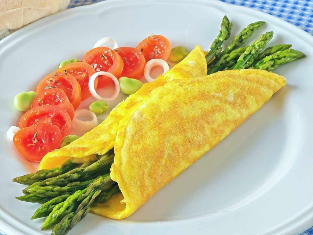 Omelete com aspargos