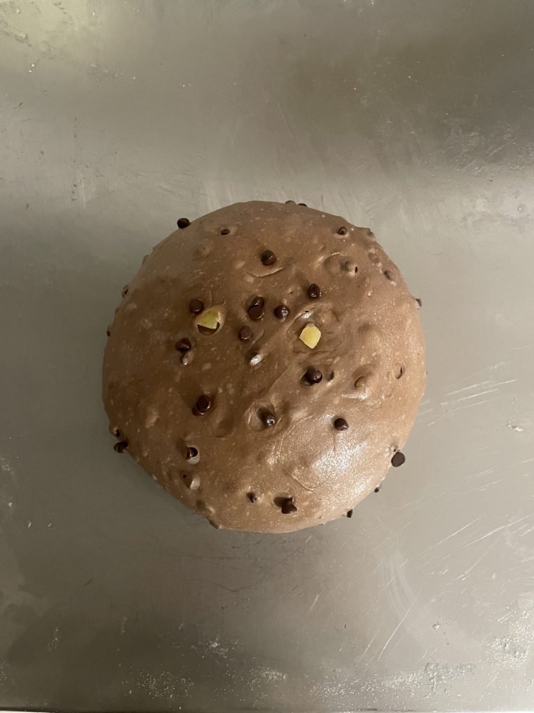 massa em que são inseridas as frutas cristalizadas