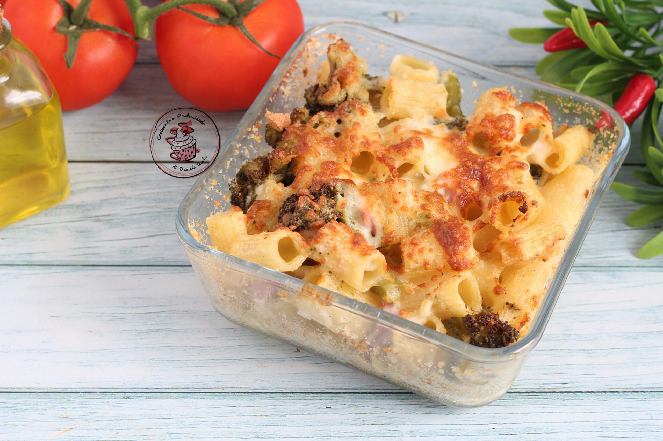 Macarrão ao forno com brócolis
