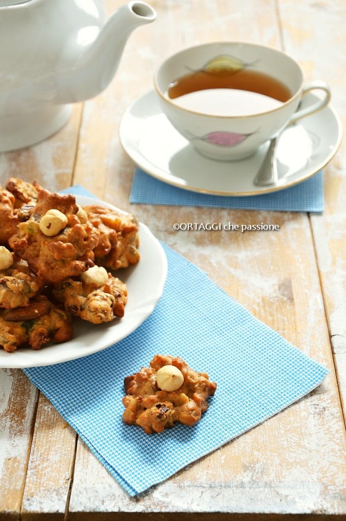 Biscoitos com frutas secas para Natal - zeltenini ORTAGGI che passione