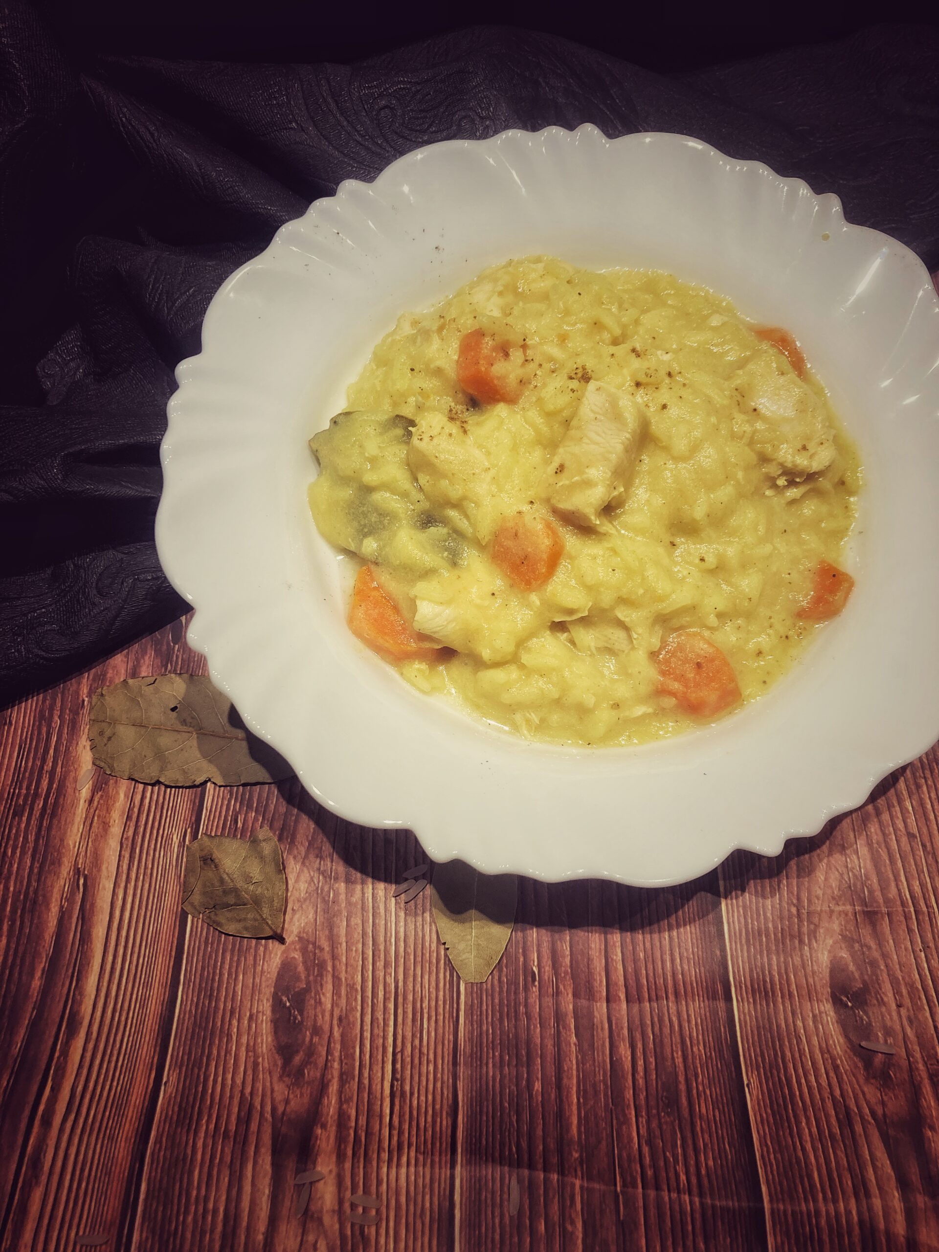 Sopa de arroz selvagem e peru (Estados Unidos)