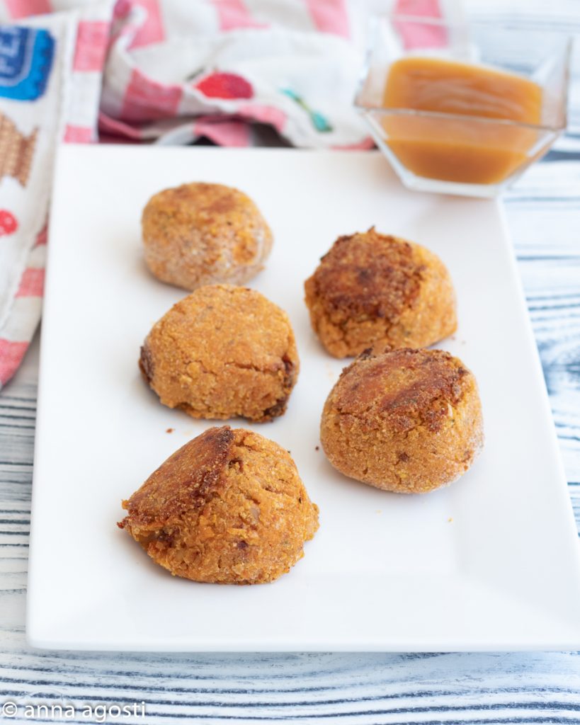Almôndegas de Grão-de-Bico e tomates secos