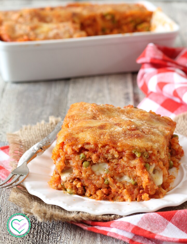Arroz de forno com molho à bolonhesa