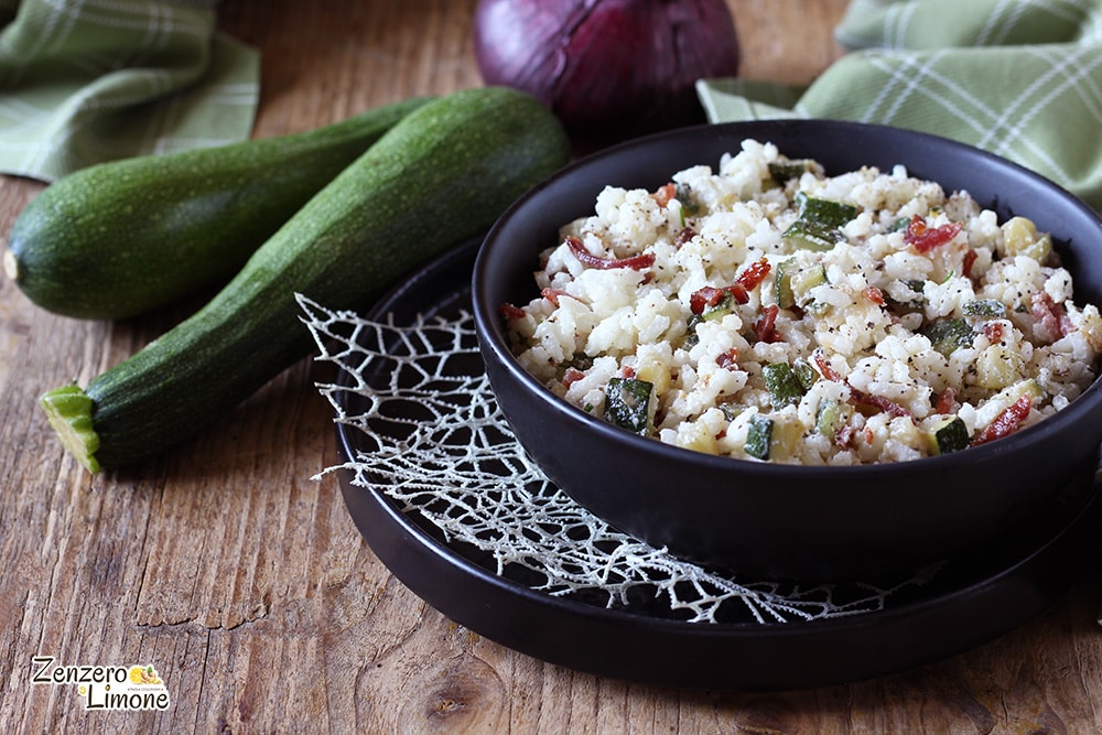 Arroz frio com speck e abobrinha