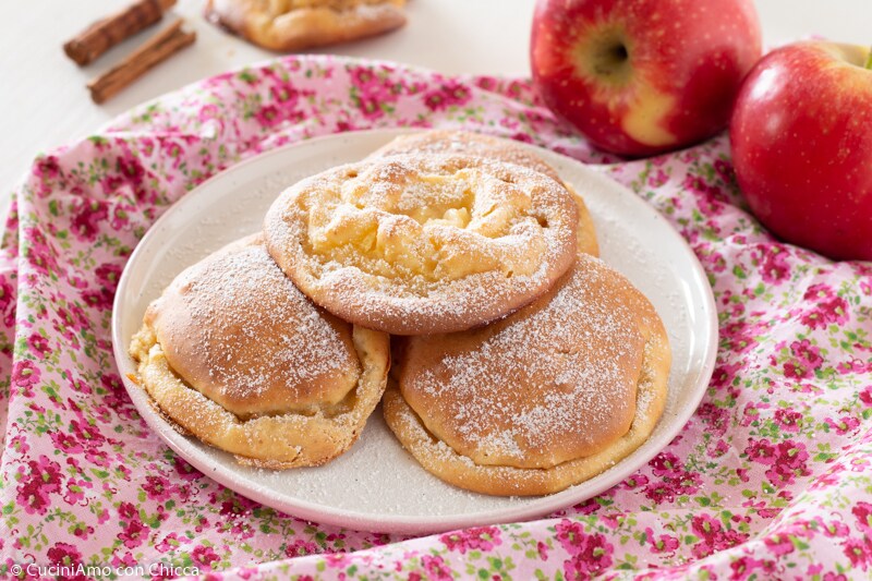 BOLINHOS DE MAÇÃ NO FORNO tão bons como fritos