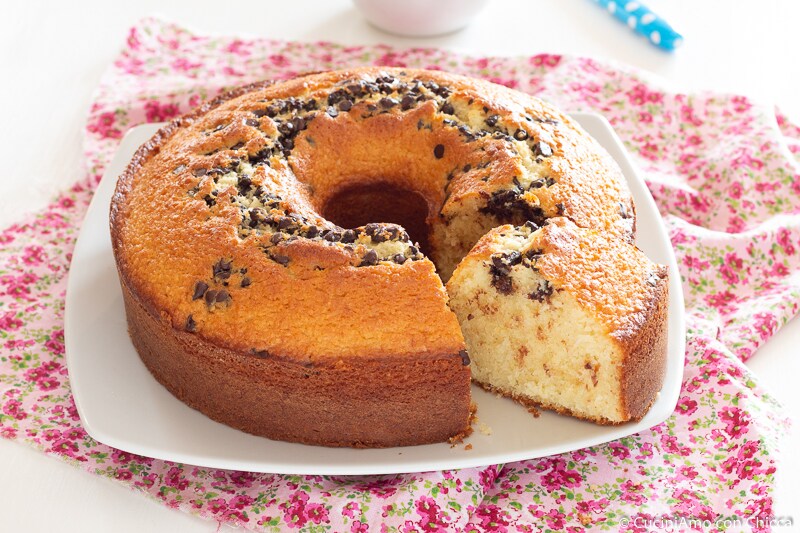BOLO DE COCO E CHOCOLATE