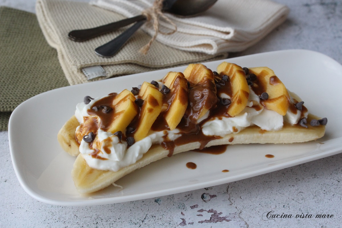 Banana split com iogurte