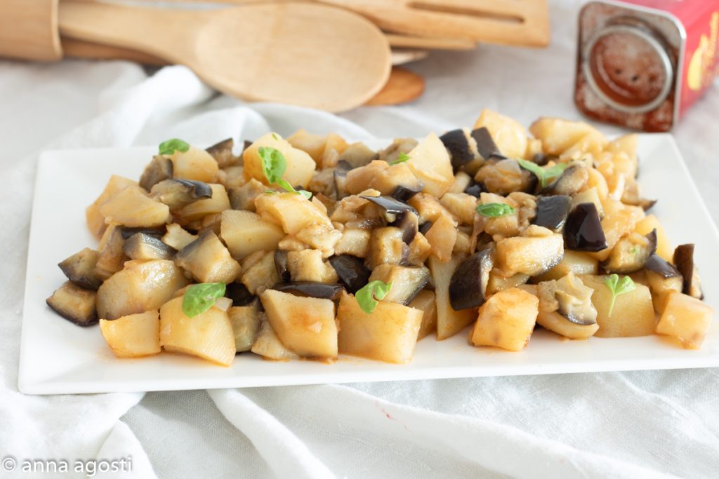 Batatas e berinjelas à páprica