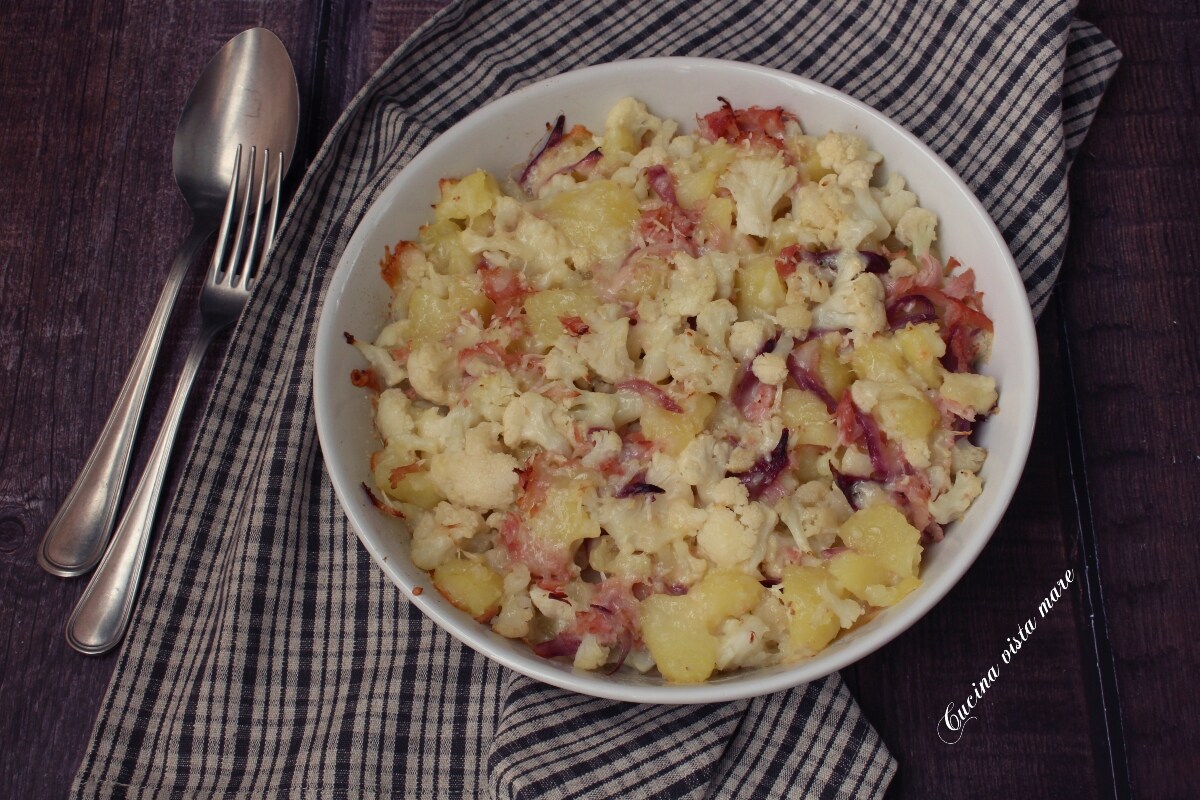 Batatas e couve-flor gratinadas