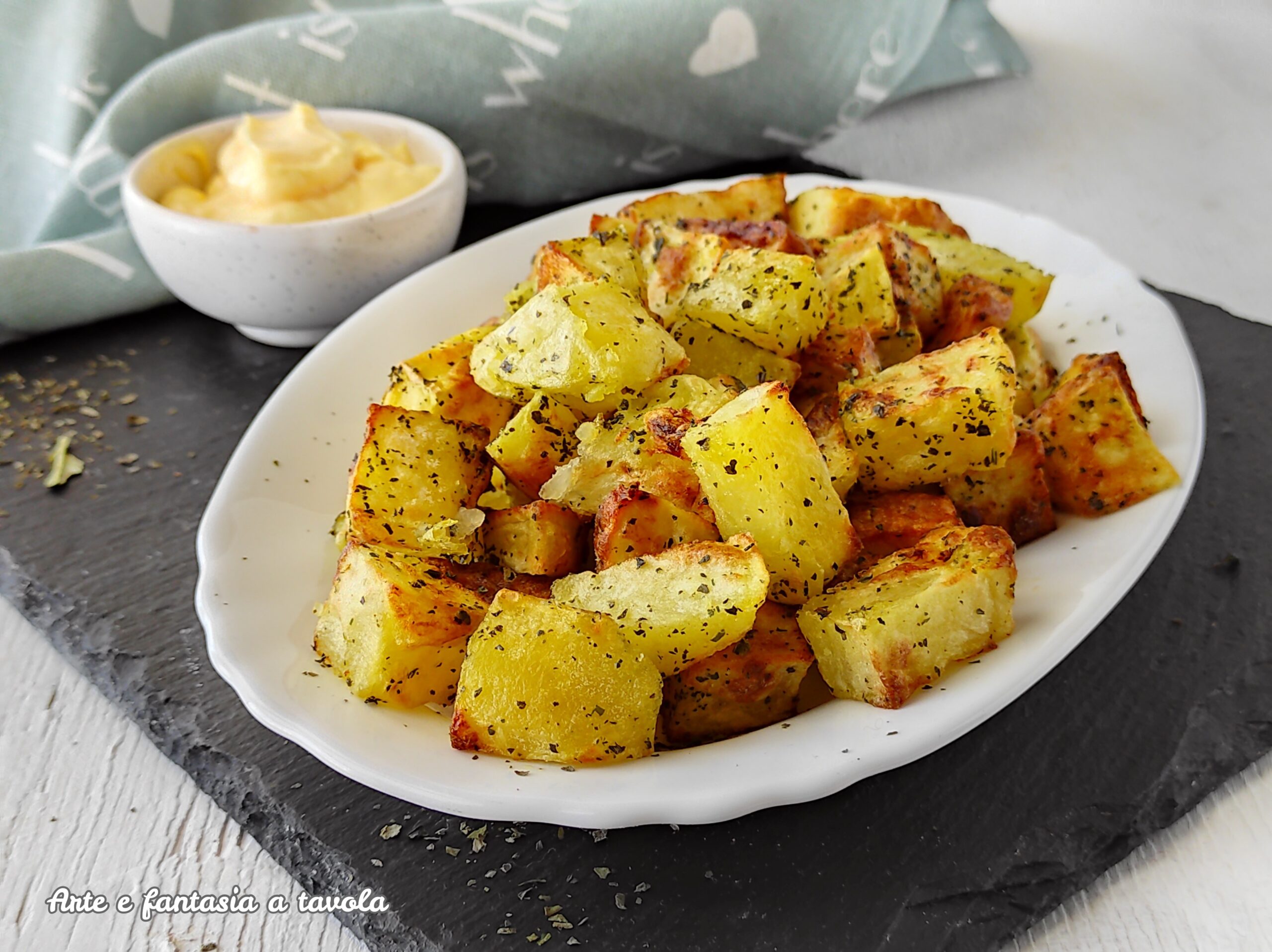 Batatas na fritadeira elétrica