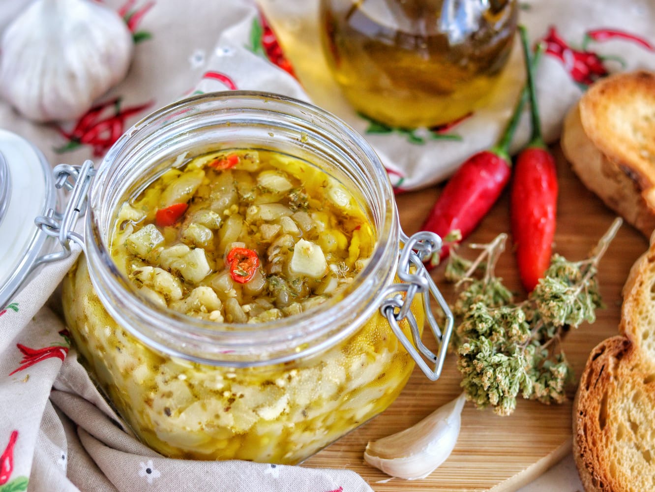 Berinjelas ao vinagre (prontas para consumo)