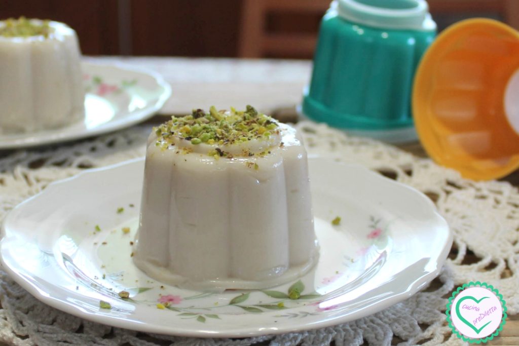 Biancomangiare com leite de amêndoa
