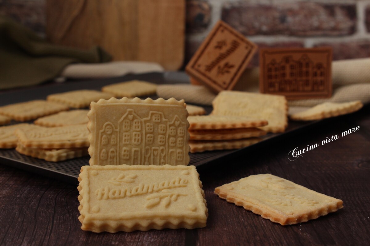 Biscoitos amanteigados