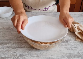 na geladeira por uma hora