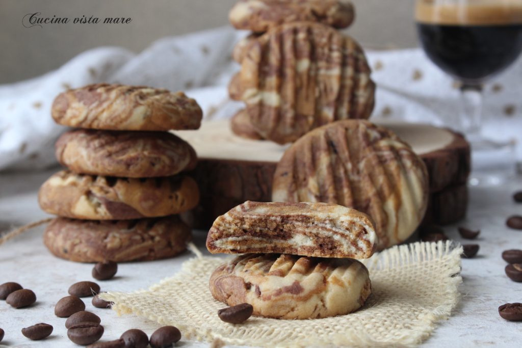 Biscoitos marmorizados de café Cozinha vista mar
