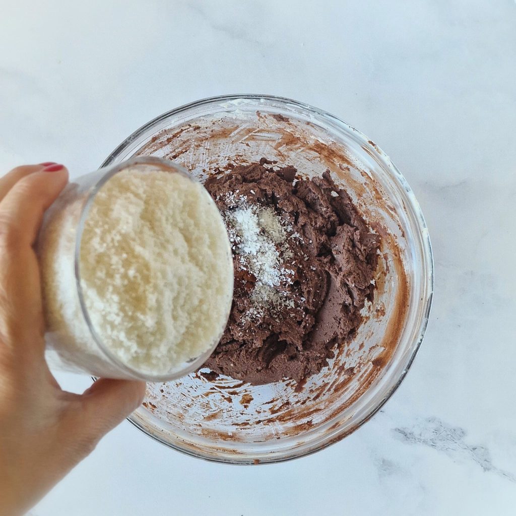 Bolinhas de ricota, coco e cacau