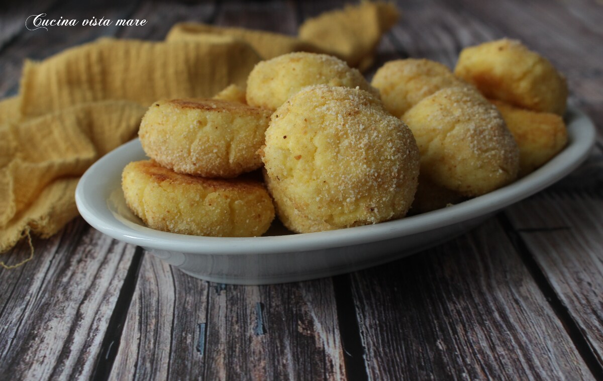 Bolinhos de batata e ricota simples