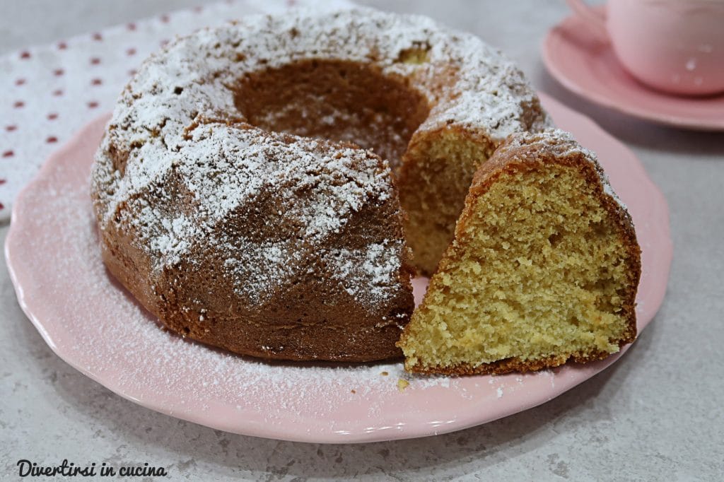 Bolo Nuvem com chantilly