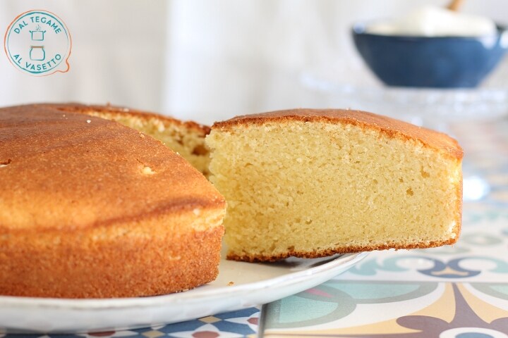 Bolo de iogurte no microondas
