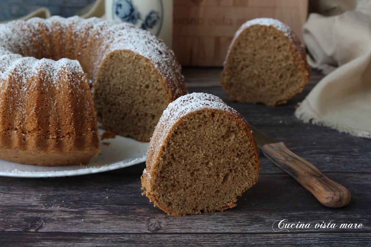 Bolo de água com cevada e cacau