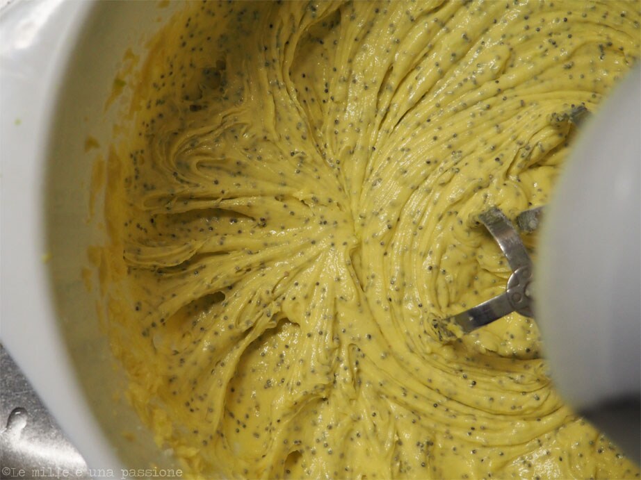 Massa Bolo de limão e sementes de papoula