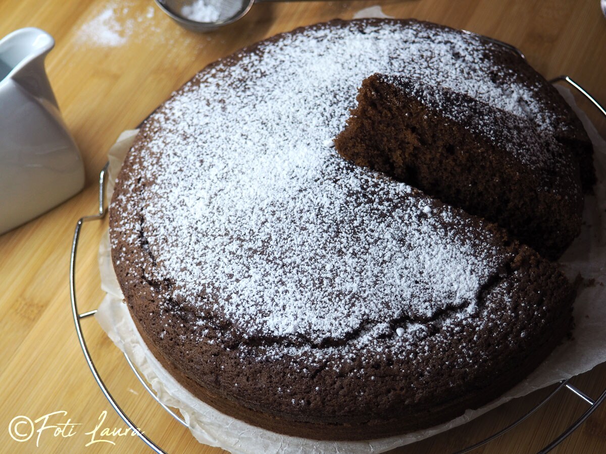 Bolo fofo de chocolate sem manteiga: a sobremesa leve e irresistível