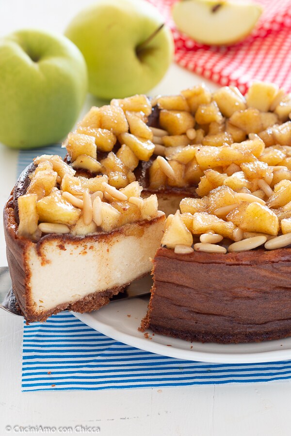 CHEESECAKE DE MAÇÃ