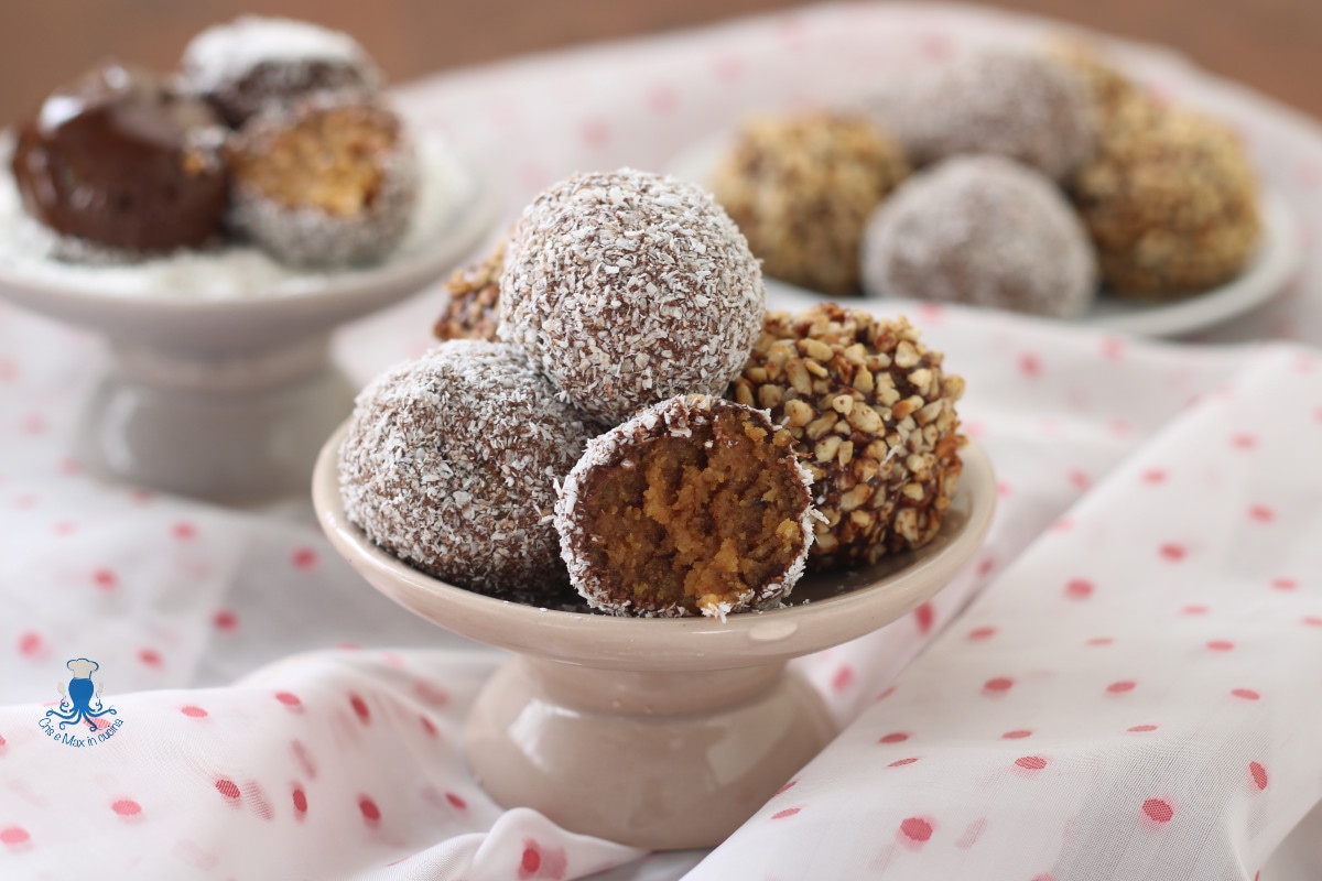 Cake pops com creme de biscoito, receita para aproveitar sobras de doces