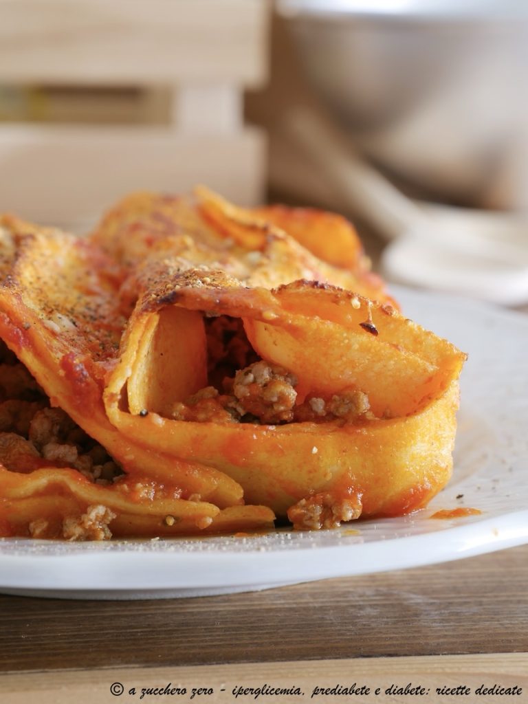 Cannelloni recheados de carne com massa pronta