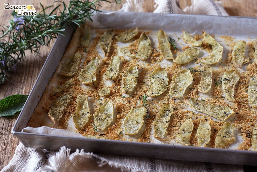 Cascas de batata com ervas