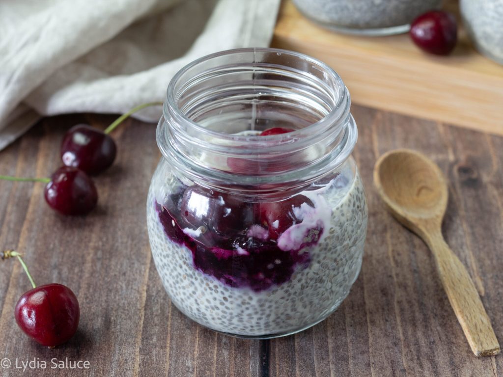 Pudim de Chia com Frutas