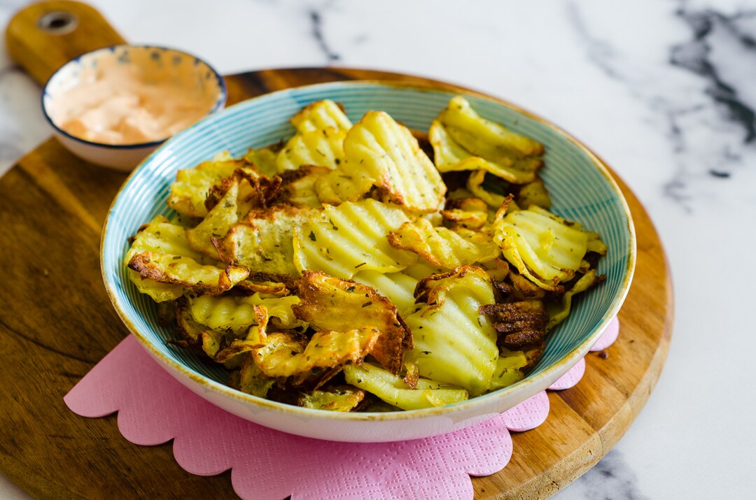 Chips de batata na fritadeira a ar