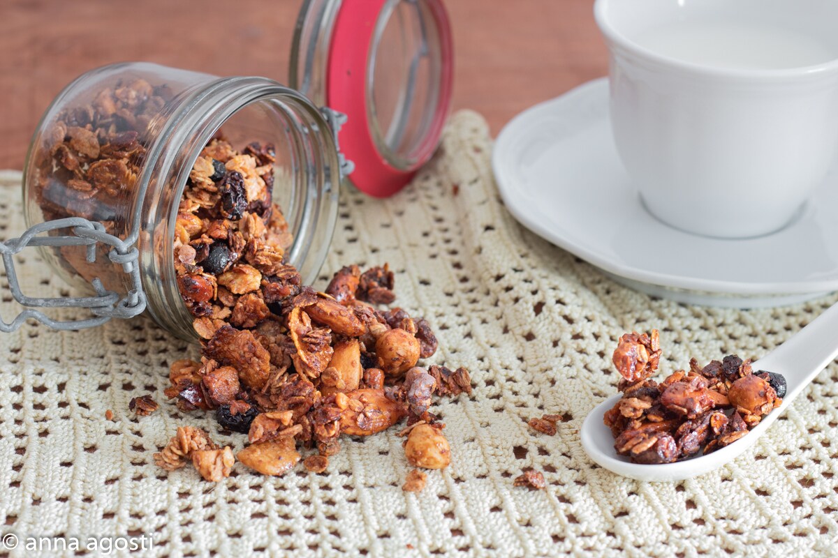 COMO FAZER GRANOLA CROCANTE EM CASA