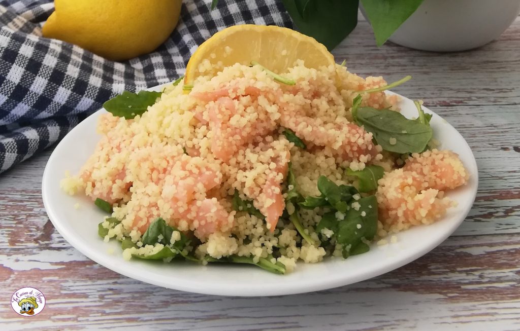 Couscous salmão e rúcula