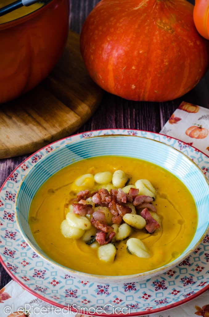 Creme de abóbora com guanciale e nhoques