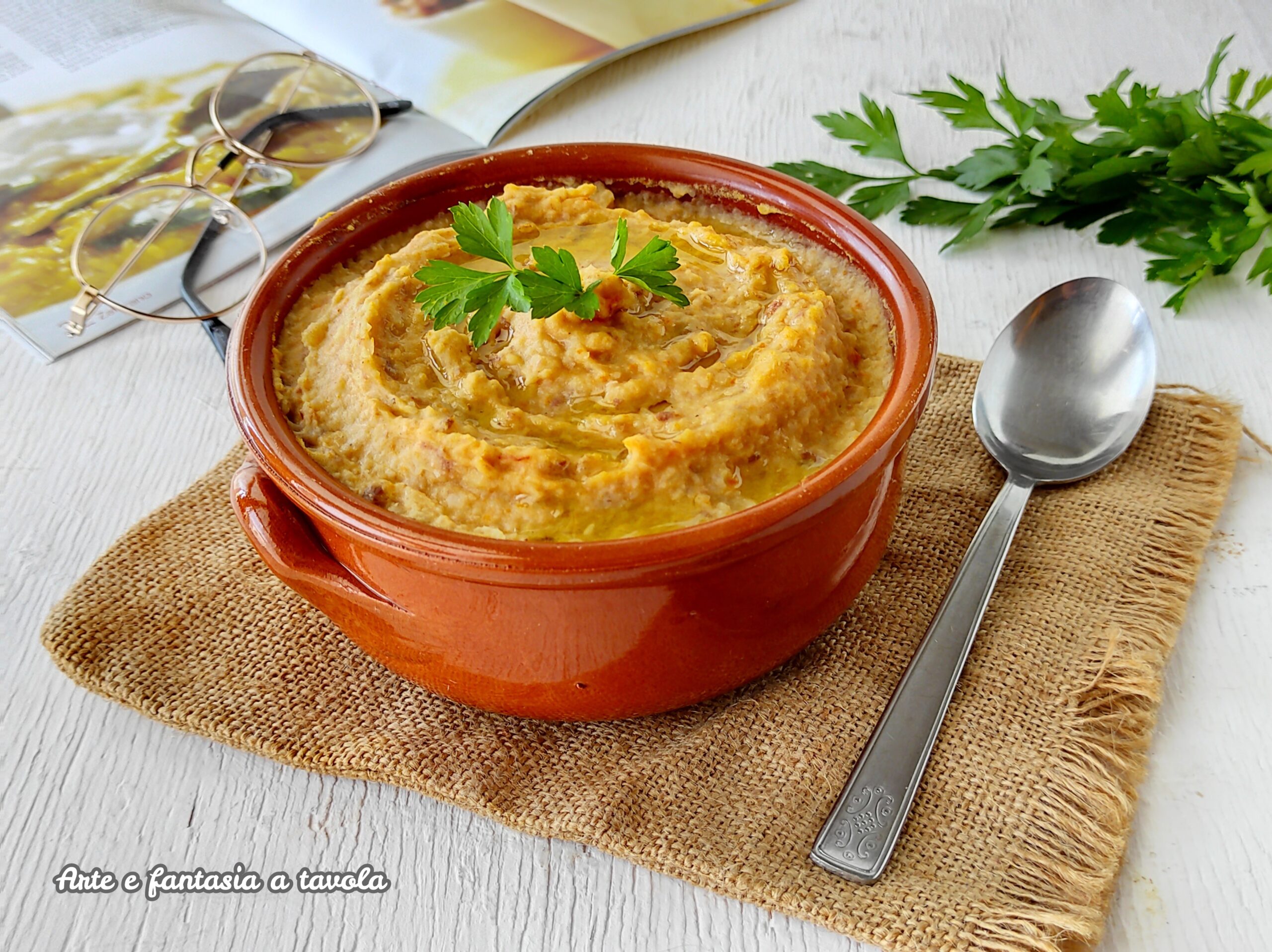 Creme de feijão e batata, a sopa rica e abundante da vovó
