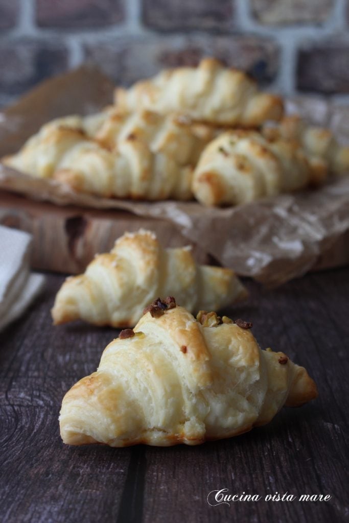 Croissants de massa folhada recheados Cozinha vista mar