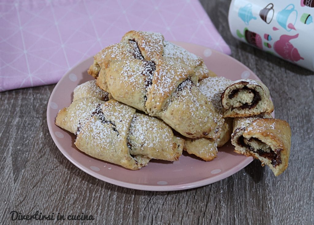 Croissants rápidos com massa de ricota