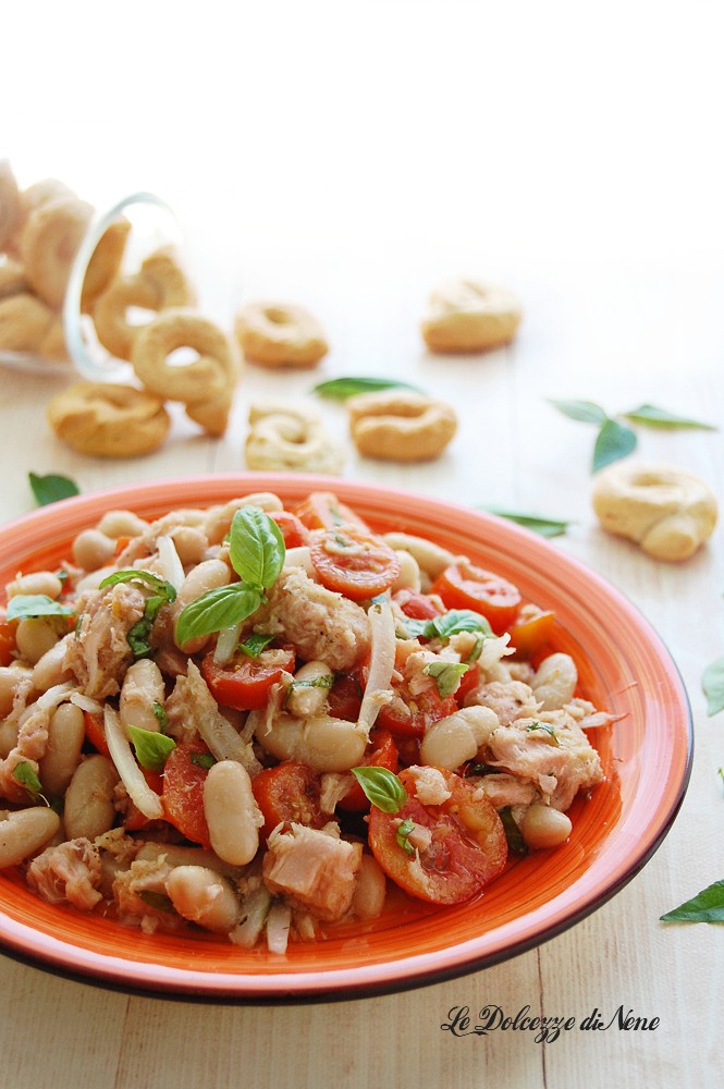 salada fria de atum e feijão