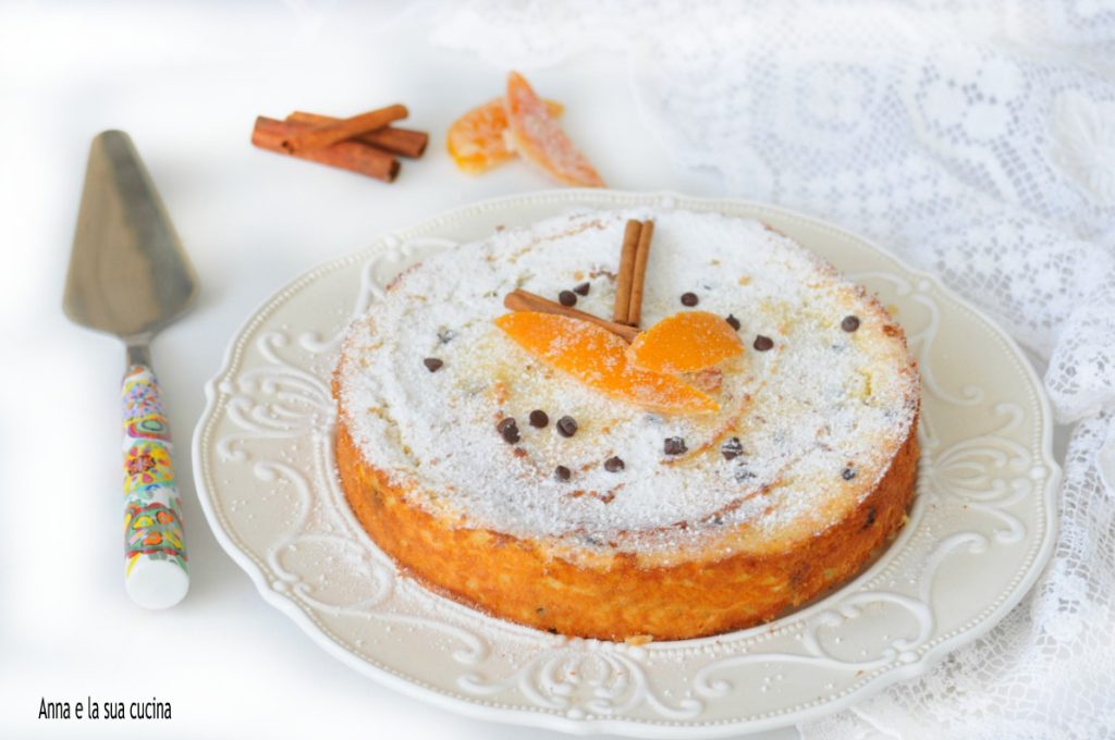 Migliaccio com laranja e gotas de chocolate
