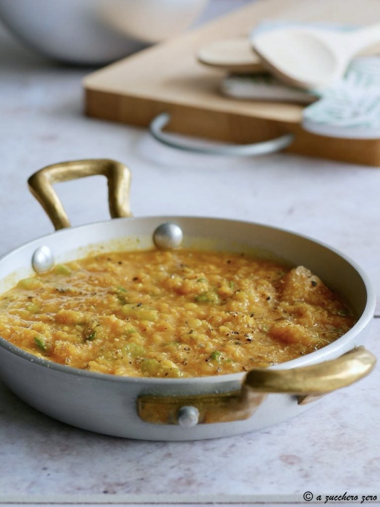 Dahl de lentilhas vermelhas sem leite de coco
