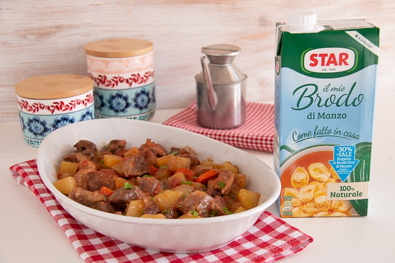 Ensopado de carne com batatas