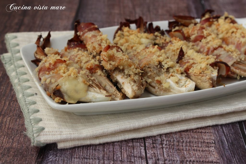 Enroladinhos de radicchio e bacon Cozinha vista mar
