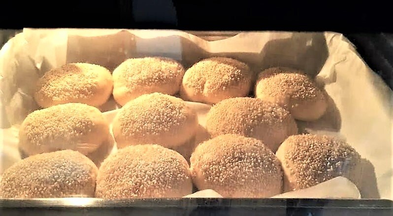 Os pãezinhos de buffet da rotisserie siciliana